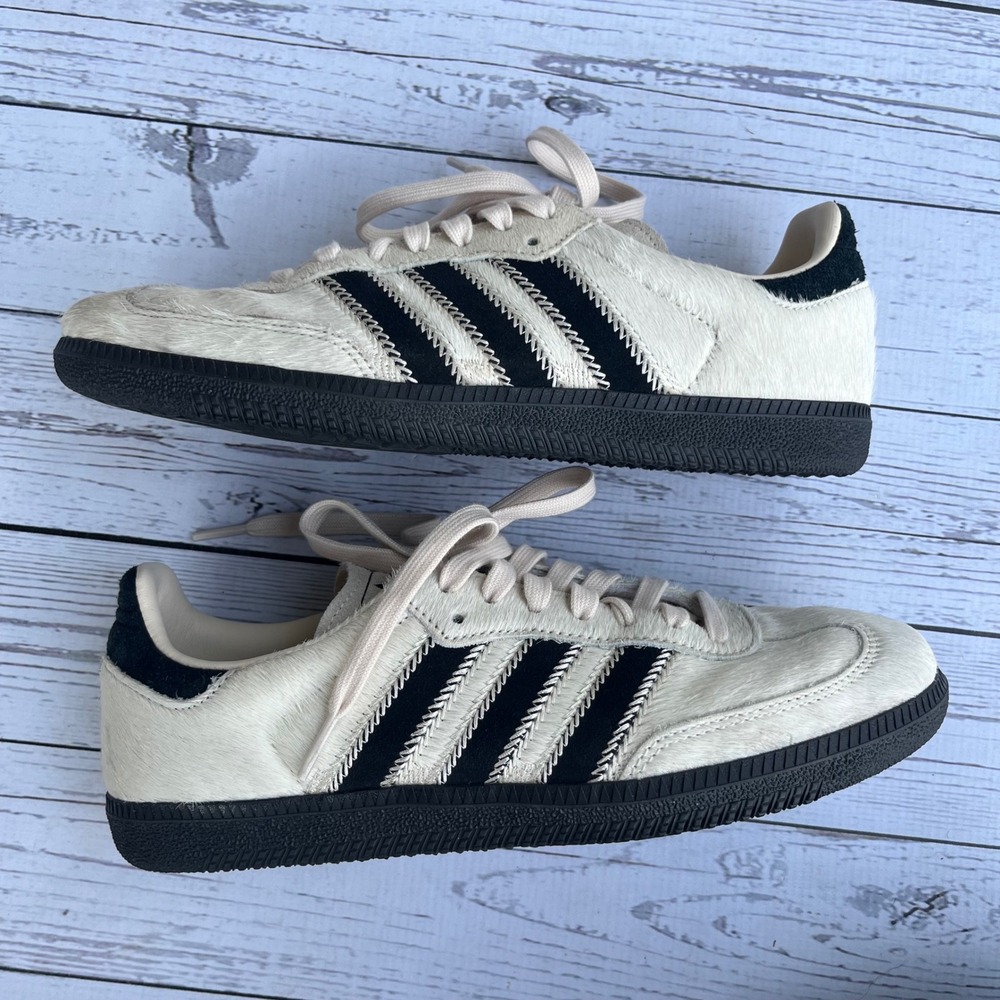 Adidas Samba OG (Wonder White/Pony Hair) Leather Sneakers Women 8 Designer